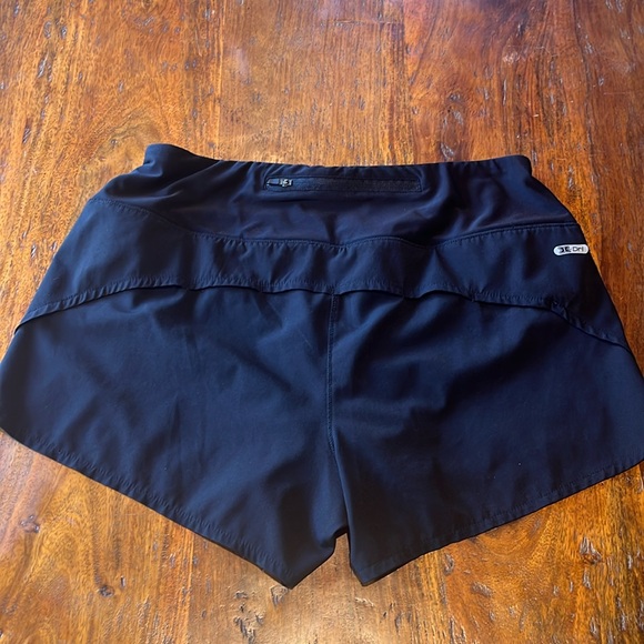 Size M - RBK Women’s Running Shorts - Picture 2 of 6